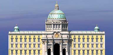 CAD-Darstellung des rekonstruierten Berliner Schlosses. Motto: außen alt, innen neu! Hier sollen im Rahmen des "Humboldt-Forums" die Dahlemer Museen hin, hoffentlich dann mit größerer Ausstellungsfläche!